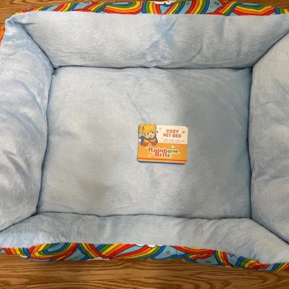 Rainbow Brite *PET* Cozy Bed *20in x16in x 6in